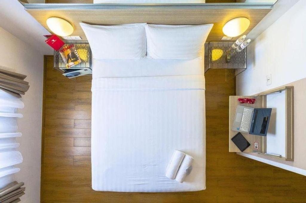 Monoloog Hotel 2*