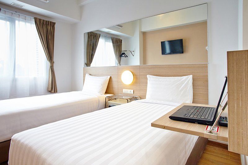 Monoloog Hotel 2*